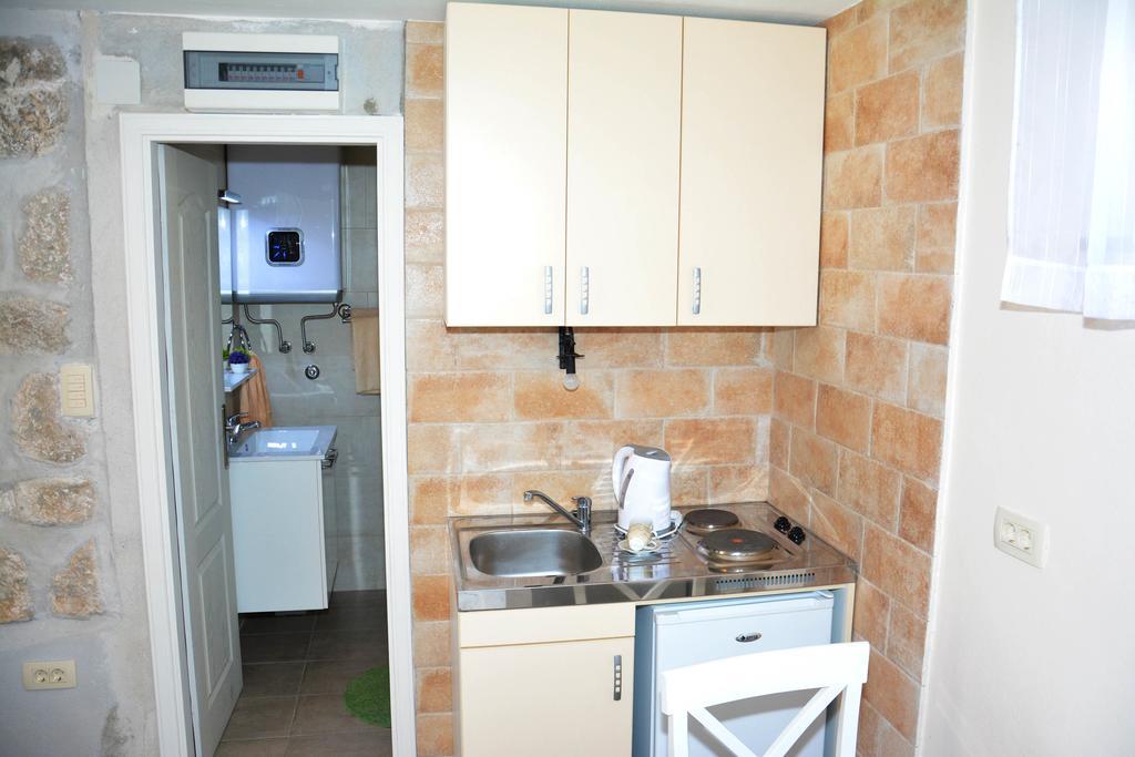 Apartments Tre Sorelle Kotor Exterior photo